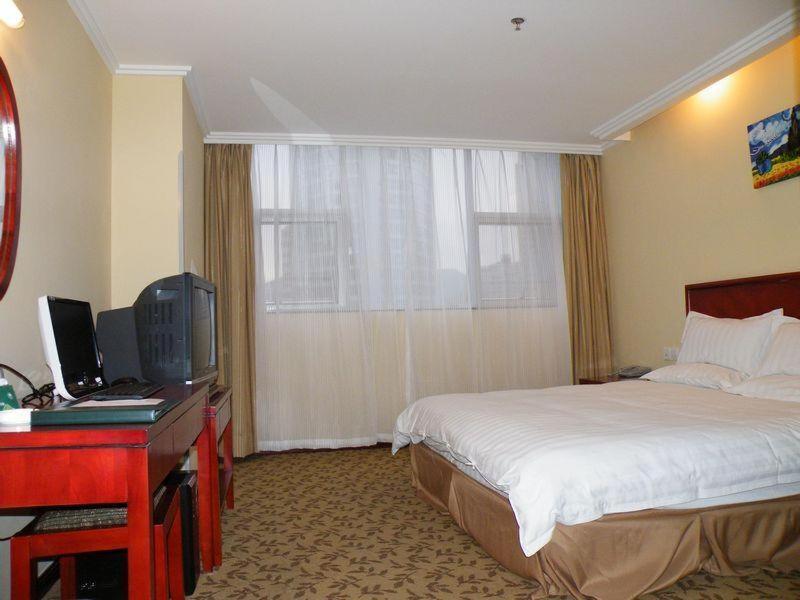 Greentree Inn Guiyang Penshuichi Business Hotel Quarto foto