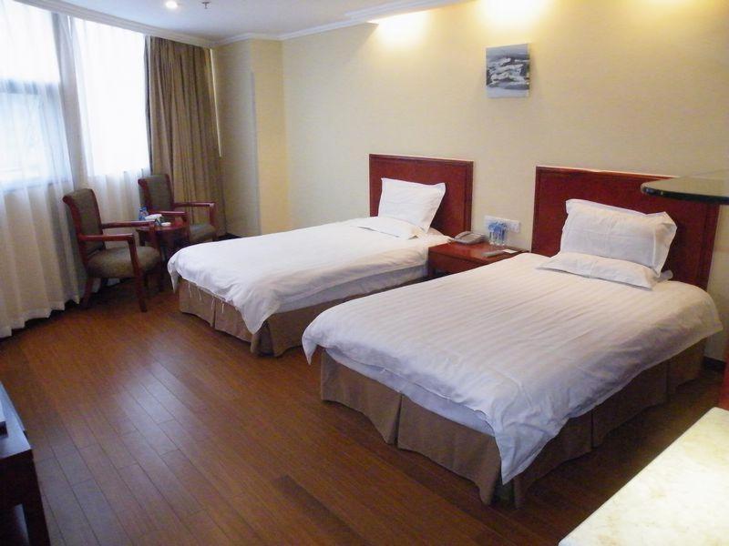 Greentree Inn Guiyang Penshuichi Business Hotel Quarto foto